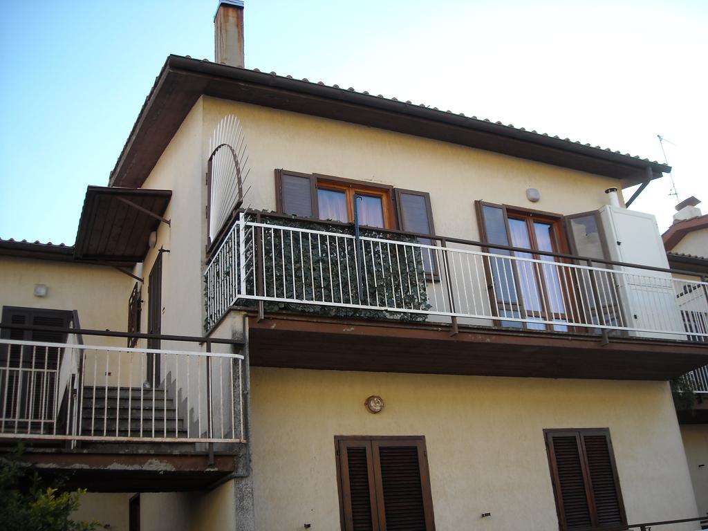 Apartment Santa Maria Bolsena Eksteriør billede